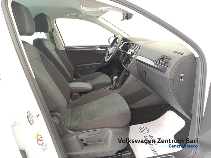 Volkswagen Tiguan 2.0 tdi elegance 150cv dsg - 21
