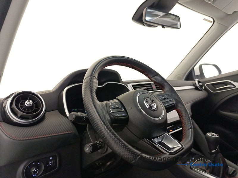 Mg ZS 1.5 luxury - 14