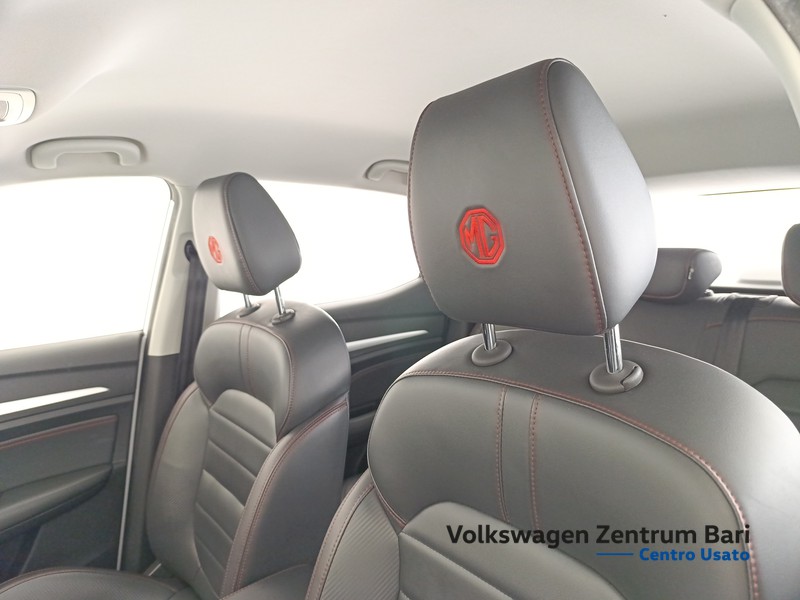 Mg ZS 1.5 luxury - 15