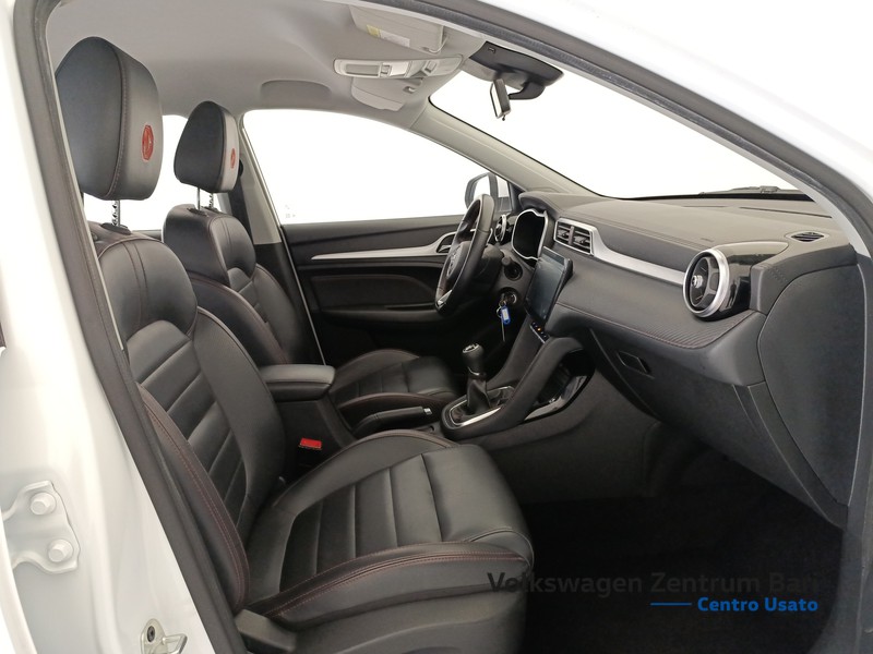 Mg ZS 1.5 luxury - 21