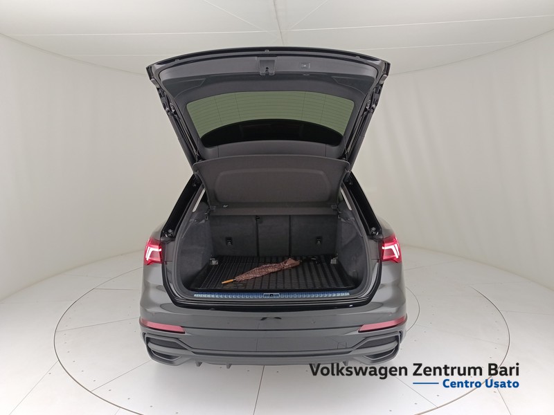 Audi Q3 35 2.0 tdi s line edition s-tronic - 17