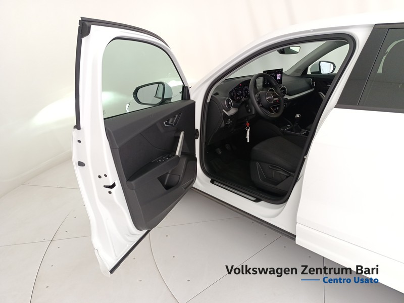 Audi Q2 30 2.0 tdi business advanced - 12