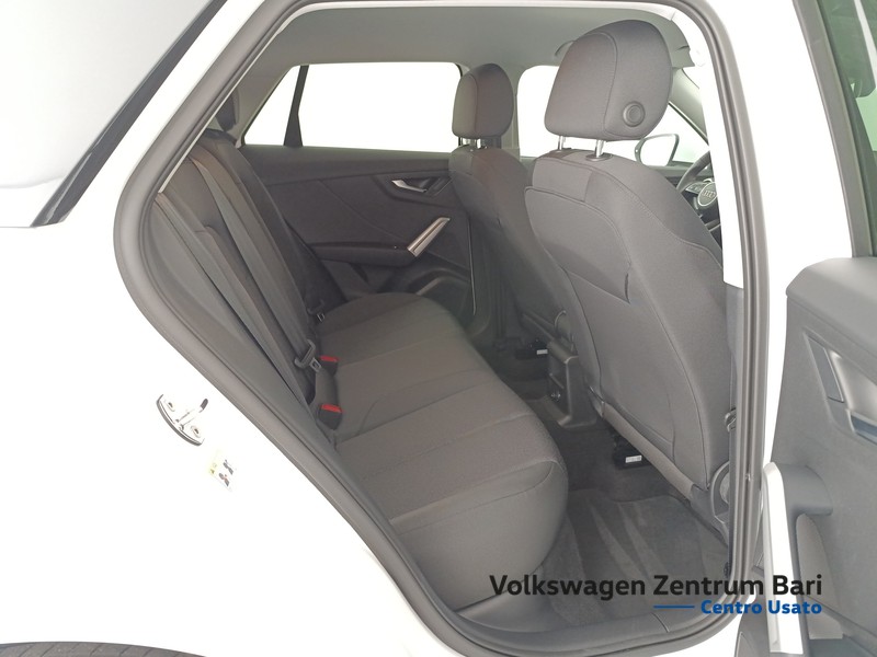 Audi Q2 30 2.0 tdi business advanced - 18