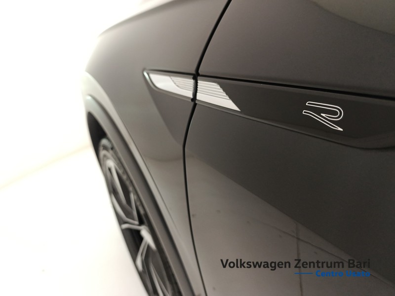 Volkswagen Tiguan 2.0 tdi r-line 4motion 200cv dsg - 17
