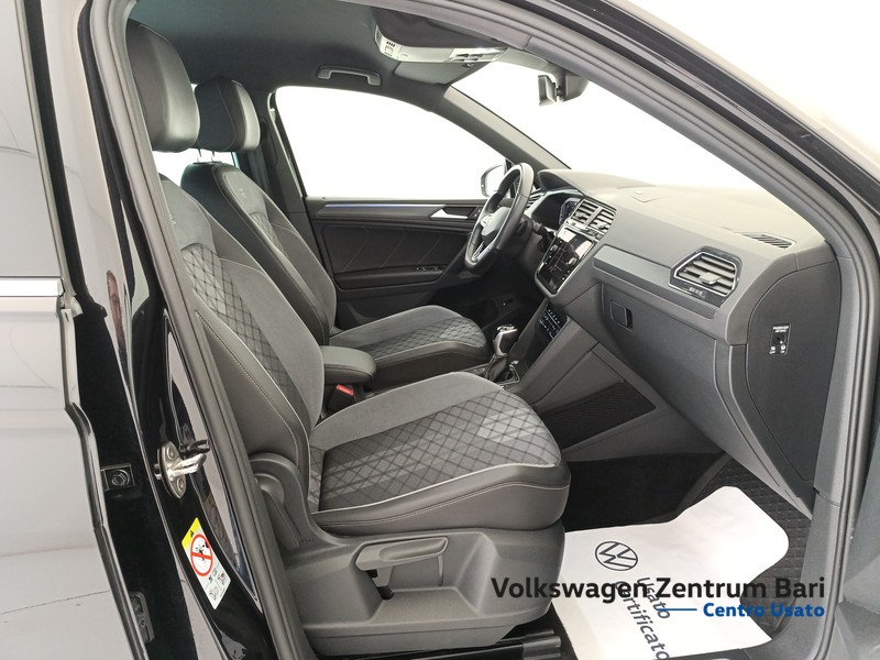 Volkswagen Tiguan 2.0 tdi r-line 4motion 200cv dsg - 23