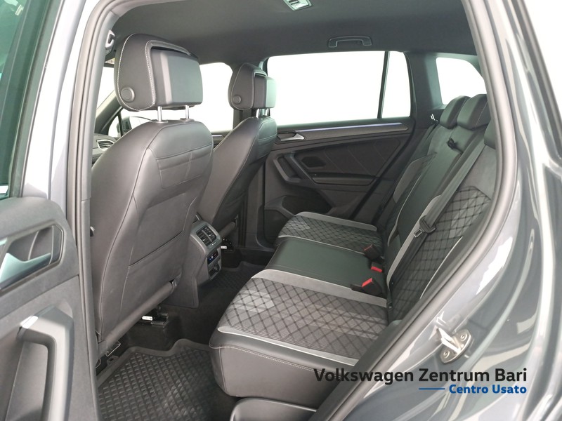 Volkswagen Tiguan 2.0 tdi r-line 150cv dsg - 19