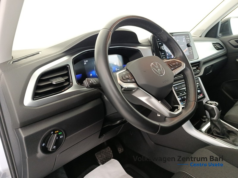Volkswagen T-Roc 1.5 tsi life dsg - 14