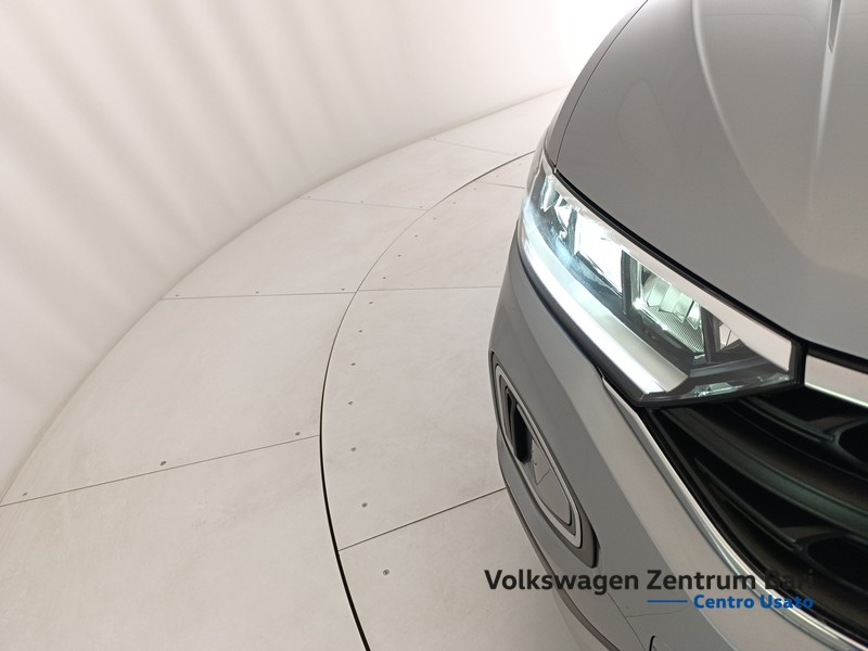 Volkswagen T-Roc 1.5 tsi life dsg - 21