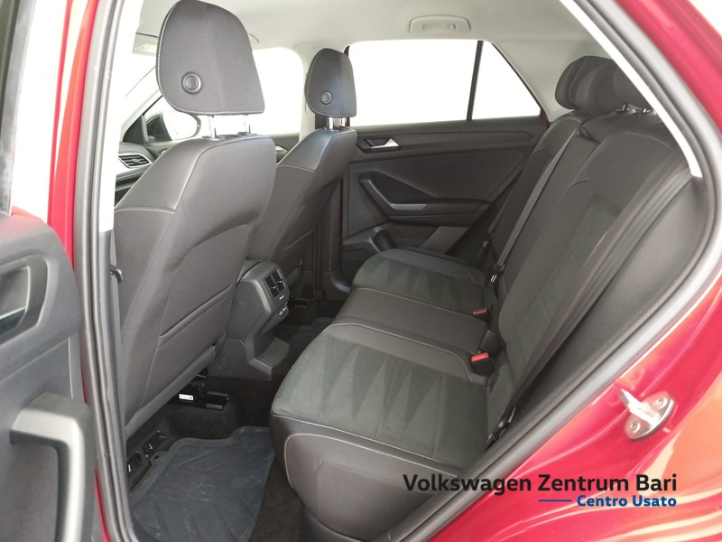 Volkswagen T-Roc 1.0 tsi style 110cv - 17