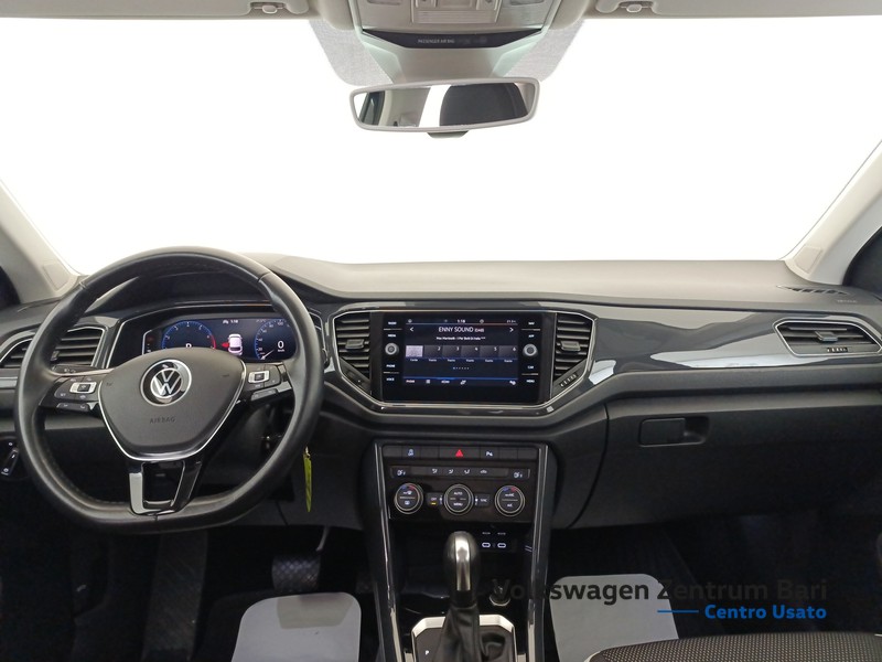 Volkswagen T-Roc 1.5 tsi advanced dsg - 17