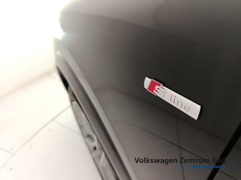 Audi Q3 40 2.0 tdi s line edition quattro 200cv s-tronic - 16