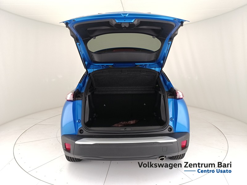 Peugeot 2008 1.5 bluehdi allure s&s 130cv eat8 - 18