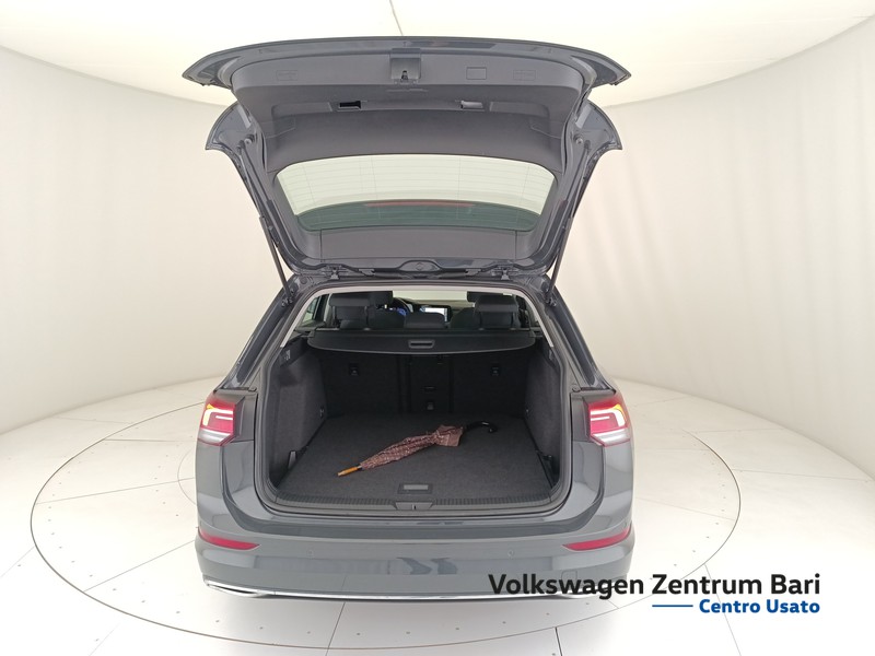 Volkswagen Golf variant 2.0 tdi style 150cv dsg - 19
