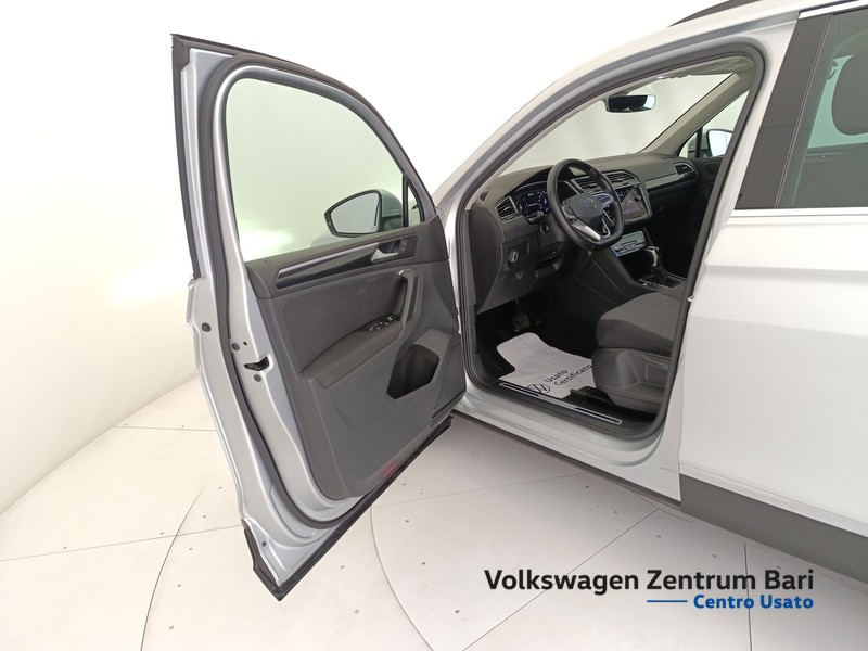Volkswagen Tiguan 2.0 tdi life 150cv dsg - 12