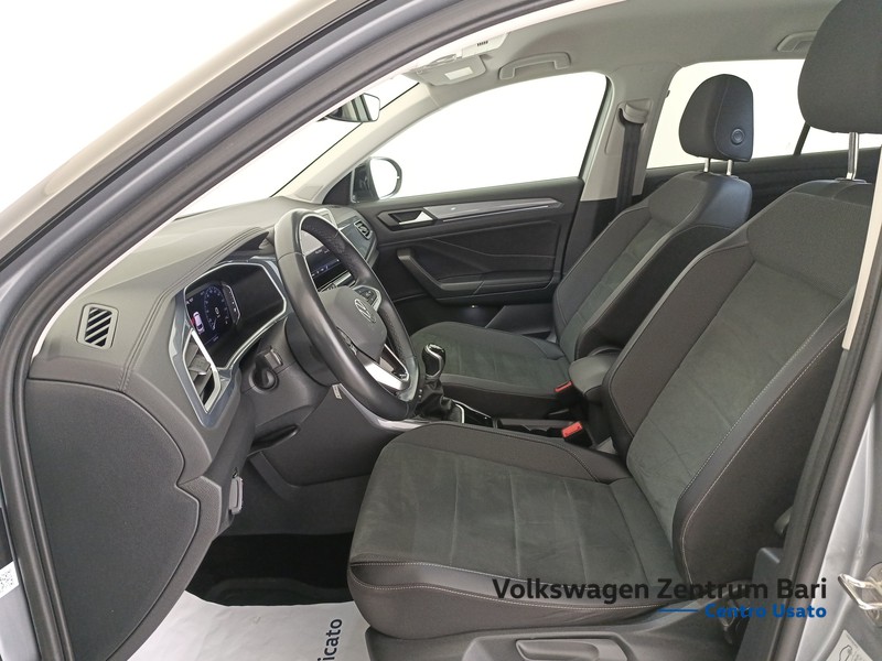 Volkswagen T-Roc 1.0 tsi style 110cv - 12
