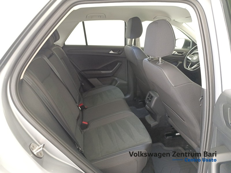 Volkswagen T-Roc 1.0 tsi style 110cv - 17