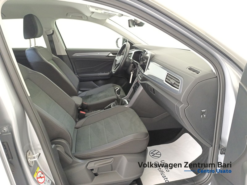 Volkswagen T-Roc 1.0 tsi style 110cv - 18