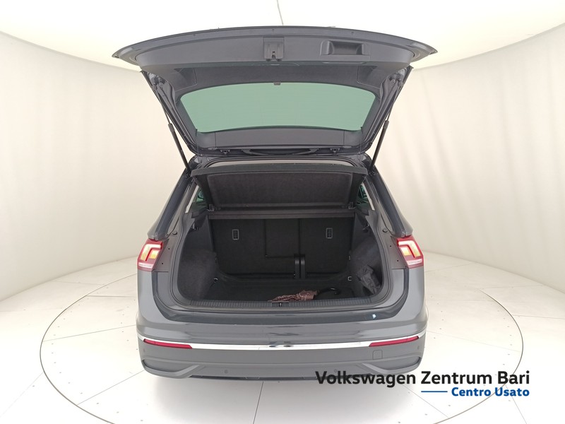 Volkswagen Tiguan 2.0 tdi life 122cv - 16