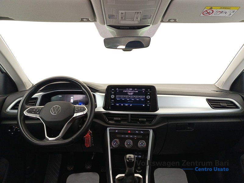 Volkswagen T-Roc 1.0 tsi life 110cv - 17